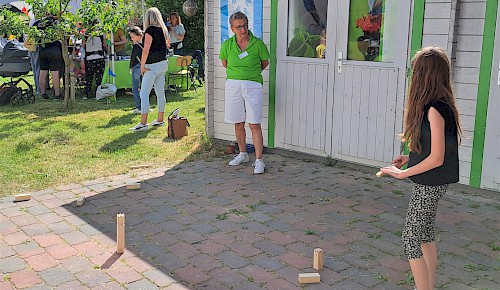 Barbara – beim Programm für die Kinder