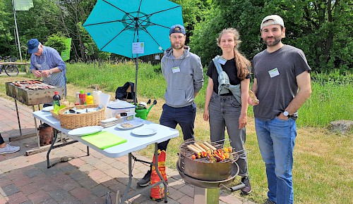 Veganes wurde gegrillt von Jörn, Julia und Sergio