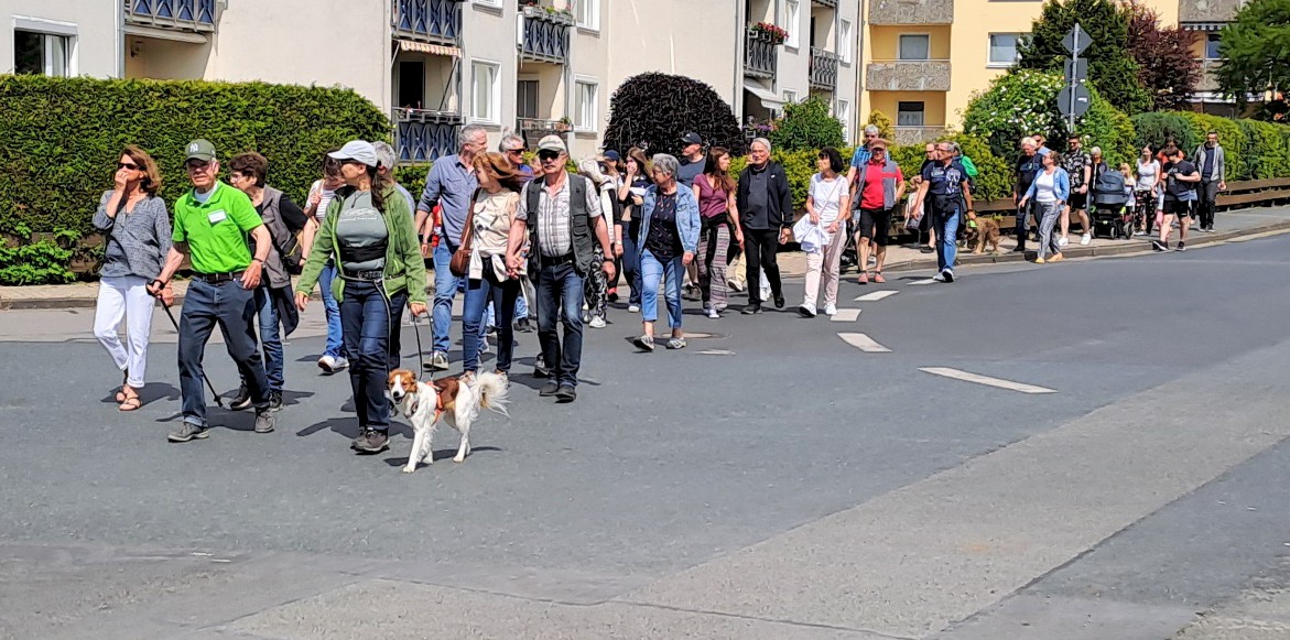 Dieter führt die "Schlange"